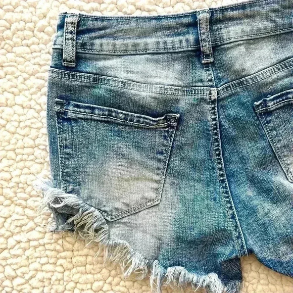 Altar’d State Bleached Faded Distressed Frayed Denim Cheeky Shorts Size 24 - Picture 9 of 11